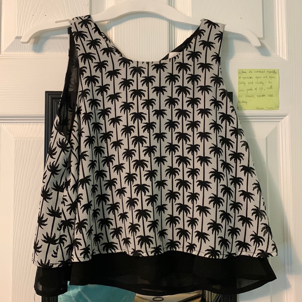 Tropical print cropped tank top